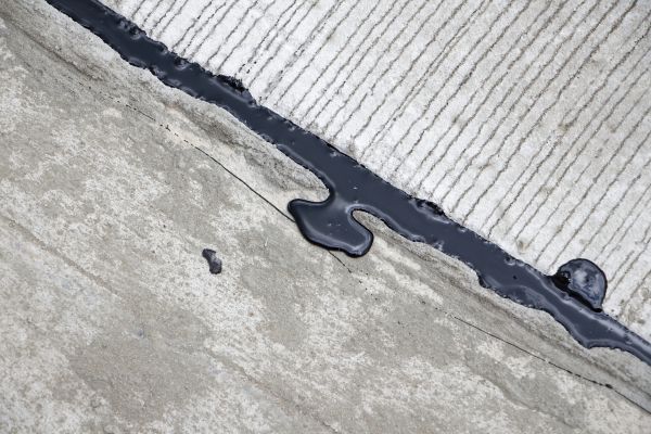Cost of Pavement Crack Sealing in Rocklin