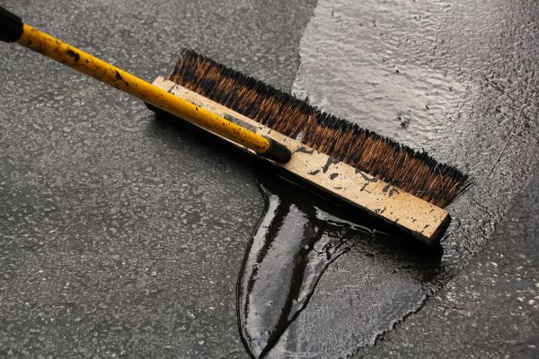 Asphalt Driveway Sealing in Rocklin